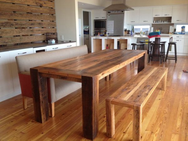 Alibaba Dining Table