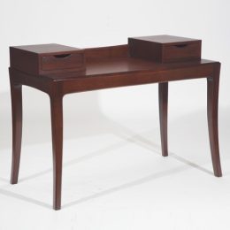 Embrace Desk