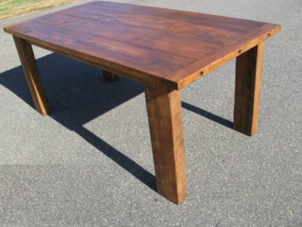 Tambor Dining Table