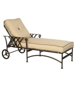 Veranda Cushioned Chaise Lounge