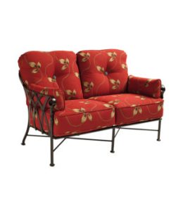 Veranda Cushioned Loveseat