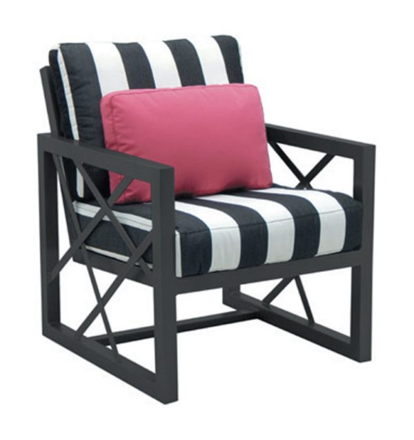 BARCLAY BUTERA PALM SPRINGS CUSHIONED LOUNGE CHAIR