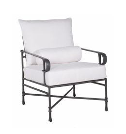 BORDEAUX LOUNGE CHAIR