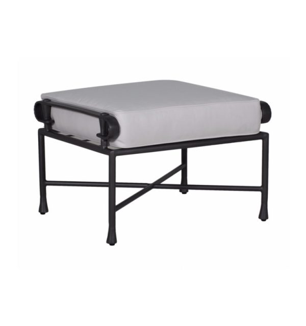 BORDEAUX LOUNGE OTTOMAN